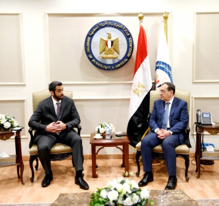 تفاصيل لقاء وزير البترول برئيس شركة مبادلة الإماراتية