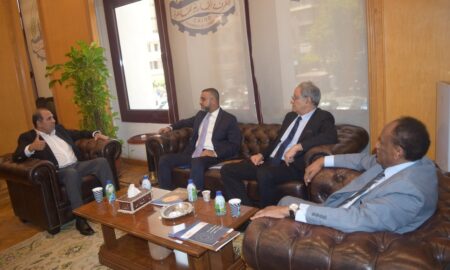 تعاون جديد بين غرفة القاهرة و"الاتحاد العربي" لتنمية الصادرات الصناعية
