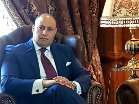 المحامي الشهير أشرف نبيل ينقذ ثلاثة من الإعدام
