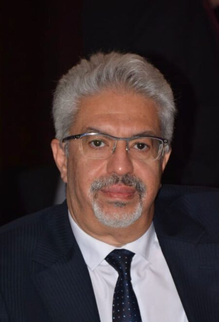 الذهب يغاير التوقعات العالمية ويسجل ارتفاعا جديدا