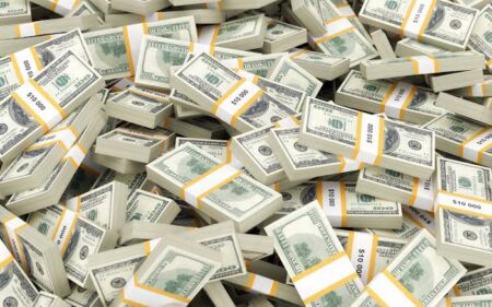 أسعار العملات اليوم الثلاثاء 30-8-2022