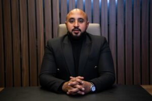 فادي عبد الله، بوابة النافذة