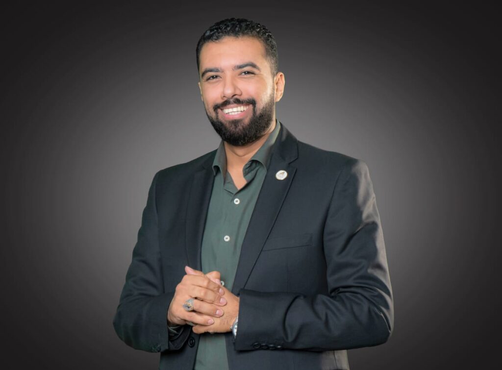 الدكتور عبد الحميد الوزير، بوابة النافذة
