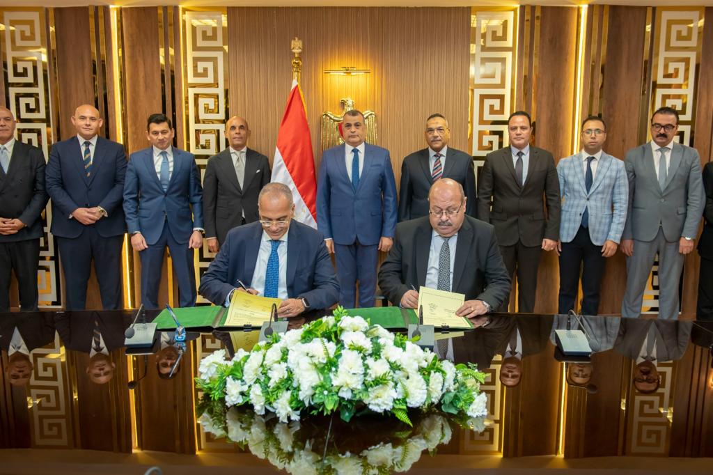 جانب من مراسم توقيع الإتفاقية
