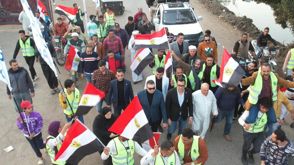 أكبر مسيرة بالأقاليم في الدقهلية بمركز دكرنس في حب مصر لدعم السيسي