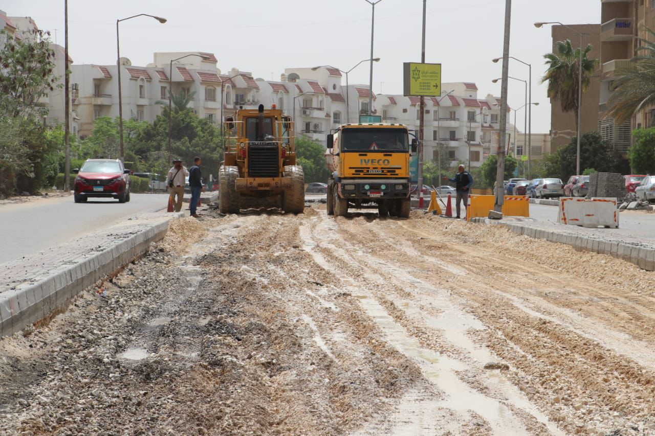 نشرة الإسكان اليوم : جولات الوزير واستجابة لمطالب المواطنين.. وعباس يؤكد مواصلة النجاح