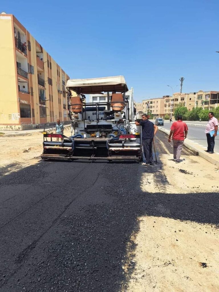 وزير الإسكان: تنفيذ عدة أعمال لصيانة ورفع كفاءة الطرق والمرافق بمدن العاشر من رمضان والعبور والصالحية الجديدة