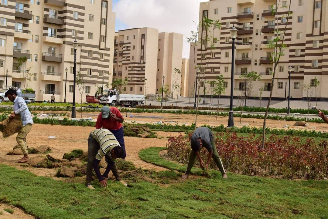 وزير الإسكان: الانتهاء من تنفيذ وتسليم ٤٩٤٤ وحدة سكنية جديدة بالمبادرة الرئاسية”سكن لكل المصريين” بأكتوبر الجديدة