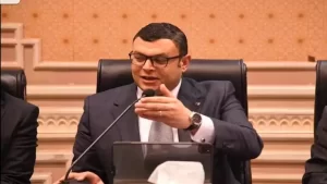 وزير الإسكان المهندس شريف الشربينى
