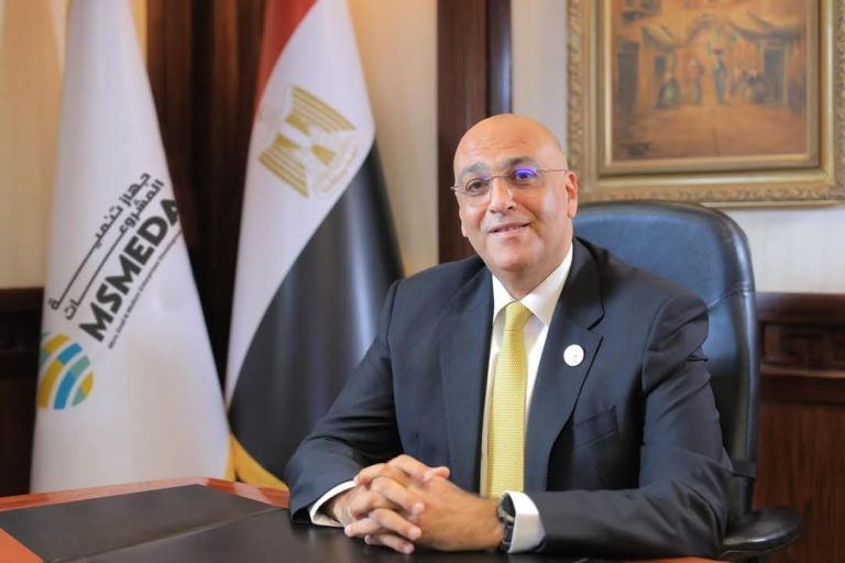 باسل رحمي: ملتزمون بمواصلة دعمنا للمشروعات الصغيرة في قنا والعمل على التوسع في تمويل مشروعات الشباب الانتاجية والصناعية 