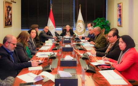 وزيرة البيئة تترأس الاجتماع الـ ٦٥ لمجلس إدارة جهاز شئون البيئة