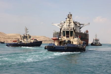 الفريق أسامة ربيع:"نجاح عملية قطر ناقلة البترول SOUNION عبر قناة السويس"