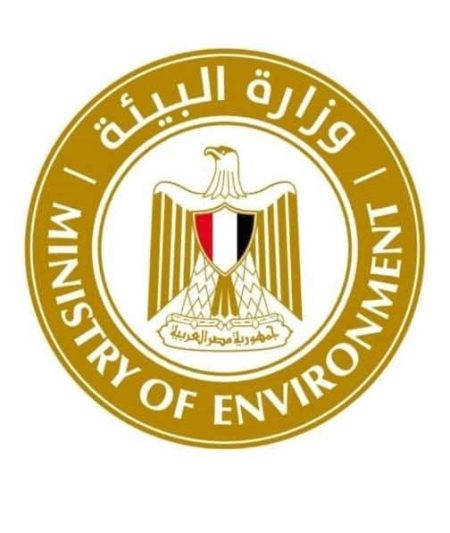 البيئة ترد على الفيديو المتداول لأحد الفنادق العائمة بالأقصر بإلقاء المخلفات بنهر النيل