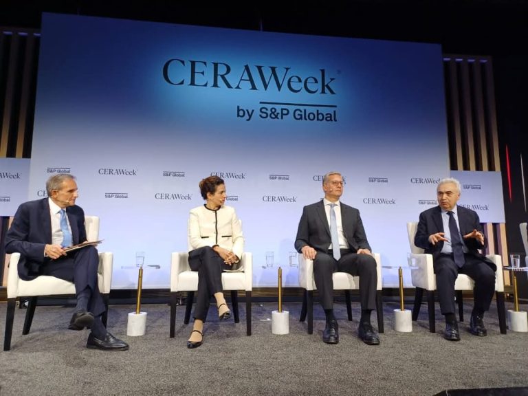 وزير البترول يشارك فى مؤتمر CERAWEEK العالمى للطاقة فى هيوستن