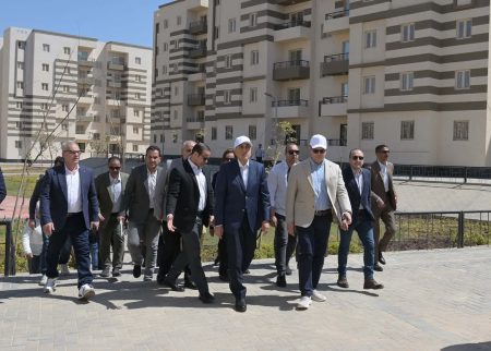 رئيس الوزراء يتفقد نماذج وحدات سكنية ضمن المبادرة الرئاسية "سكن لكل المصريين"