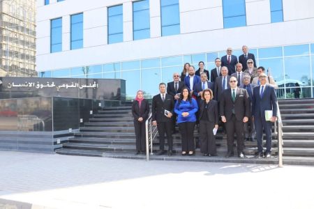 «القومي لحقوق الإنسان» و«حماية المنافسة» يُنظمان جلسة نقاشية حول «حقوق الإنسان والتنافسية العادلة»