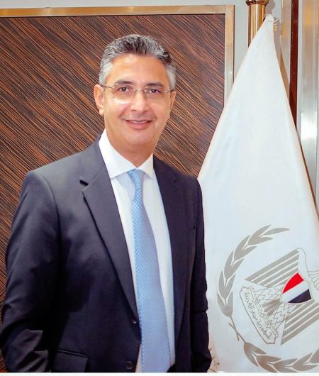 وزير التموين.."المجمعات الاستهلاكية تعمل بكامل طاقتها طوال أيام الإجازة"