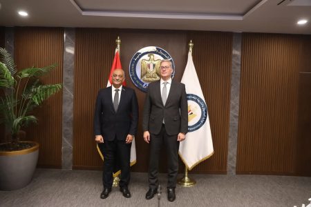 وزير البترول:"خطط للترويج لتوسعة نشاط الشركات خارج مصر"