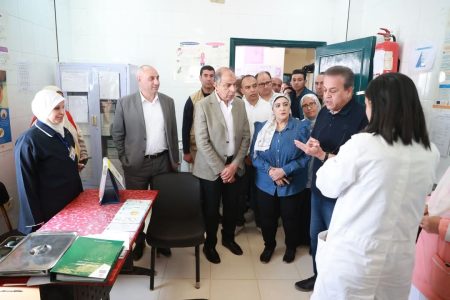 وزير الصحة يتفقد نقطة إسعاف سريع مغاغة ووحدة مركز طب أسرة مغاغة بمحافظة المنيا