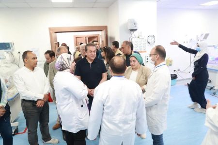 وزير الصحة يتفقد مشروع إنشاء مستشفى بني مزار بمحافظة المنيا