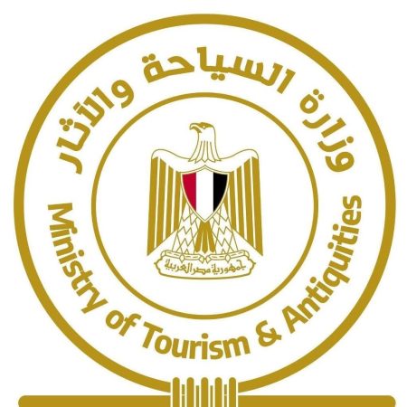وزارة السياحة:تقديم عدة قنوات للتواصل مع السائحين والمواطنين لتسهيل تلقي الاستفسارات والشكاوى