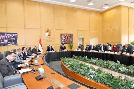 وزير الإسكان يحدد شرط واحد لمد فترة الإعفاء بنسبة 70 % من غرامات التأخير لكل الوحدات