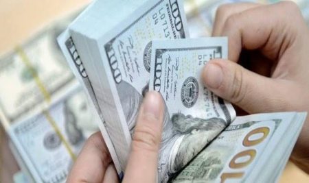 بنك مصر يخفض الفائدة على شهاداته الدولارية «إيليت» و«القمة»