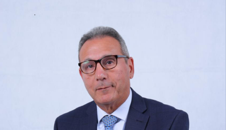 السيد محمد الإتربي رئيس البنك الأهلي المصري