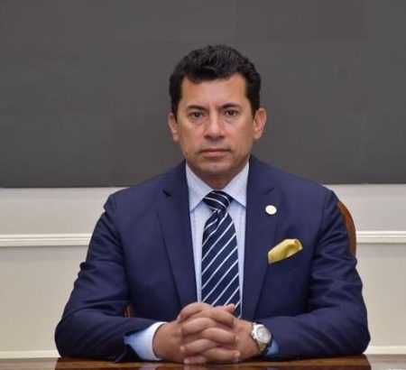 وزير الشباب والرياضة يؤكد أن الأهلي يمثل مصر في كأس العالم للأندية