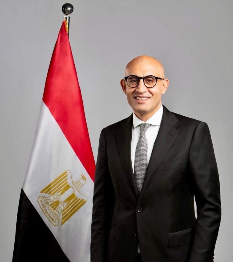 وزير التربية والتعليم يعتمد جداول امتحانات الدبلومات الفنية للعام الدراسى 2024 / 2025