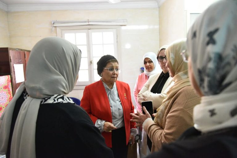 نائب وزير الصحة تُتابع الخدمات الطبية بالإسكندرية.. وتؤكد على تطوير رعاية المبتسرين والحد من الولادات القيصرية