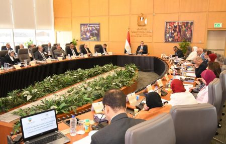 وزير الإسكان يترأس الجمعية العمومية لـ"المقاولون العرب" للعام المالى 2023 / 2024
