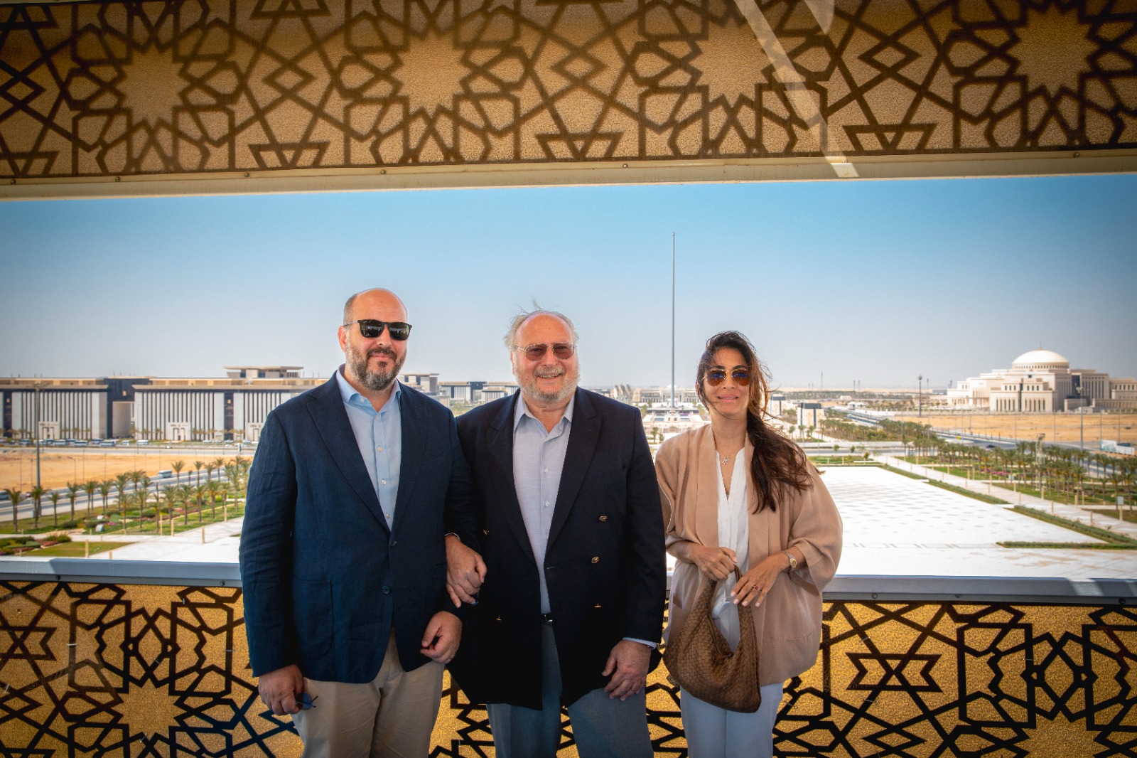 الملك أحمد فؤاد يزور العاصمة الإدارية الجديدة ويشيد بالمشروع القومي العملاق
