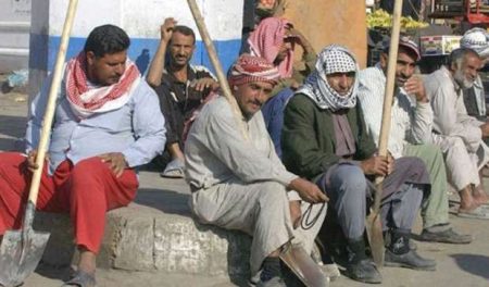 وزارة العمل تحدد موعد صرف منحة استثنائية للعمالة غير المنتظمة بمناسبة عيد الأضحى