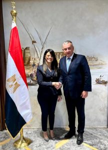 الدكتورة رانيا المشاط تلتقي المفوض الأوروبي للشراكات الدولية لبحث سبل تعزيز العلاقات الاقتصادية مع «فريق أوروبا»