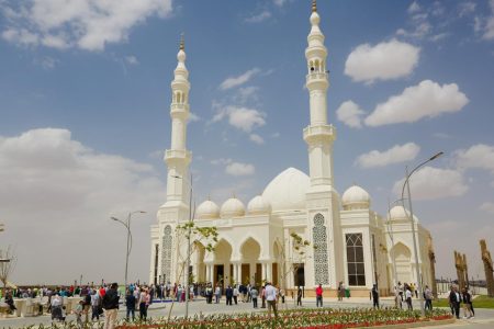 يتسع لأكثر من 2700 مصل.."ميدار" تفتتح مسجد " المعز " في مدينة "مستقبل سيتي