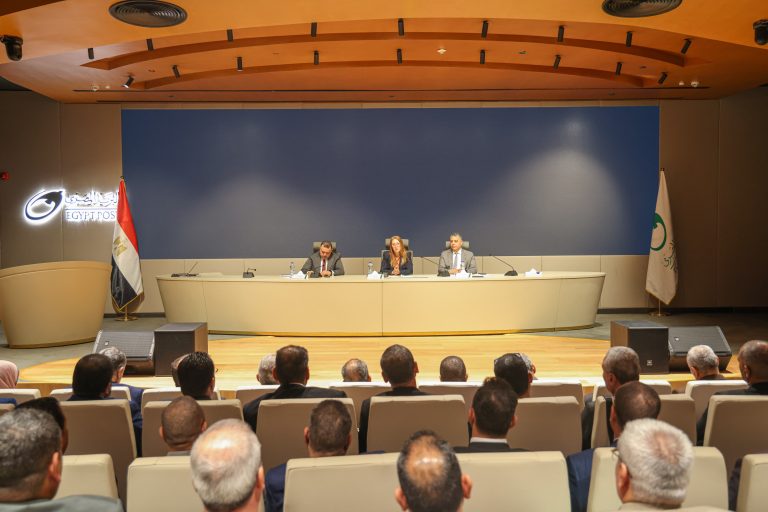 رئيس الهيئة القومية للبريد : "العاملون هم الركيزة الأساسية لنجاح الهيئة.. ونعمل على تعظيم الإيرادات وترشيد النفقات وتحديث الخدمات"