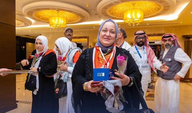 استقبال حافل من الراجحي للطوافة لطلائع حجاج المستوى الاقتصادي المصريين