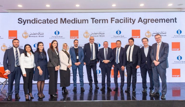 بنك مصر والبنك الأوروبى لإعادة الإعمار والتنمية EBRD يمنحان مناصفة تمويلا مشتركا لصالح شركة أورنج مصر للاتصالات بقيمة نحو 80 مليون دولار