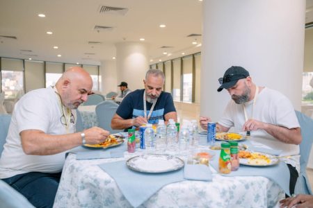 "الماسية" تنظّم جلسة تذوّق للأطعمة بمشاركة ممثلي شؤون حجاج من 9 دول استعداداً لموسم الحج