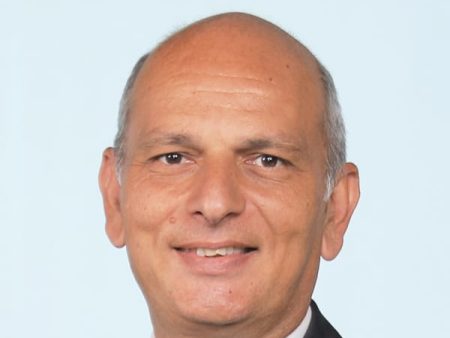 أيمن سامي رئيس مكتب جيه إل إل مصر