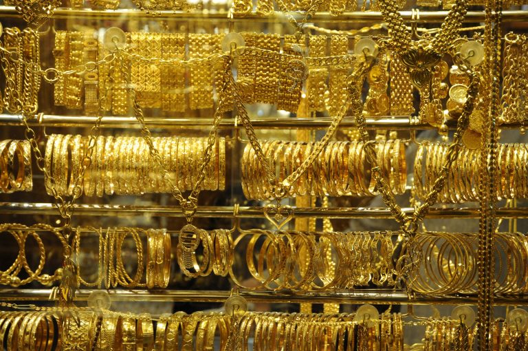 سعر الذهب اليوم الخميس 15-5-2025 في مصر