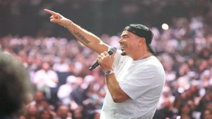عمرو دياب يتعاون مع الملحن عمرو مصطفى بعد سنوات من الانفصال الفني بألبوم ابتدينا