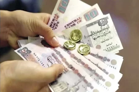 خطوات الحصول على النقود الجديدة للعيدية من البنوك 2025