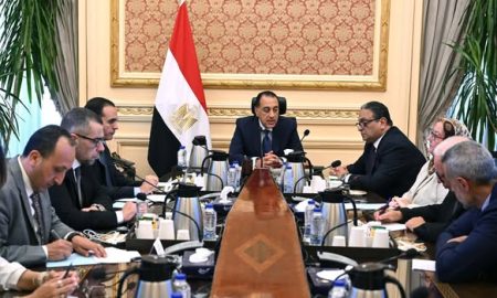 رئيس الحكومة: نتابع الأحداث الإقليمية أولاً بأول.. ومخزون السلع آمن