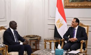 رئيس الوزراء يعلن موعد أول طرح للمطارات المصرية