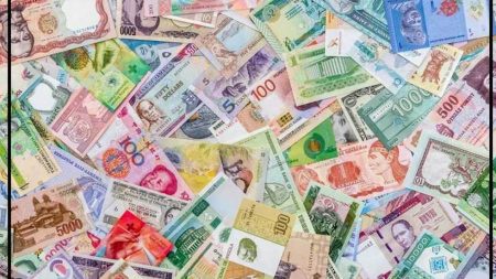 أسعار العملات بمنتصف تعاملات اليوم الاثنين 23 يونيو