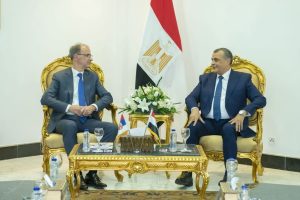 وزير الدولة للإنتاج الحربي يستقبل رئيس وزراء صربيا لبحث آليات تعزيز التعاون المشترك