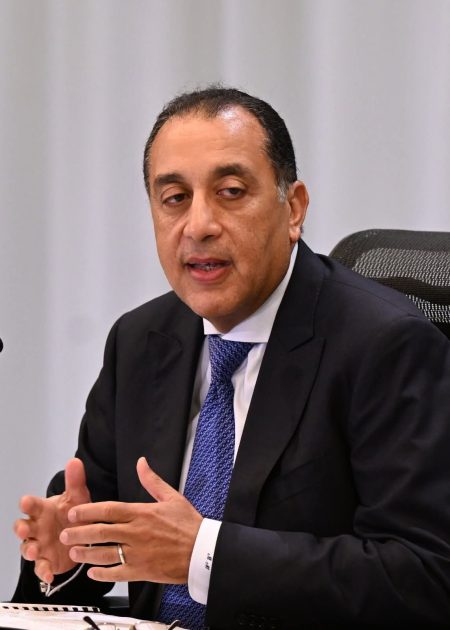 رئيس الوزراء يهنئ فخامة الرئيس بالعام الهجري الجديد