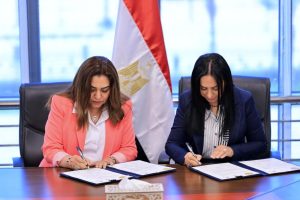 وزيرتا التضامن الاجتماعي والتنمية المحلية توقعان بروتوكول تعاون بشأن مشروع "أيادي مصر" لتسويق المنتجات التراثية واليدوية والتمكين الاقتصادي